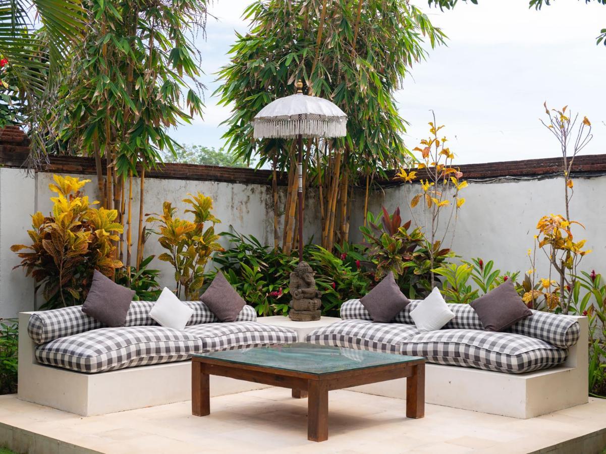 Majapahit Beach Villas By Nakula Ketewel Exterior foto